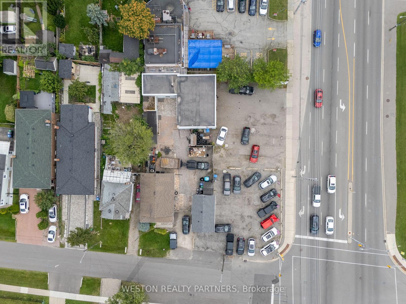 825-827 Lakeshore Road E, Mississauga, Ontario L5E 1C9 - Photo 7 - W13680632