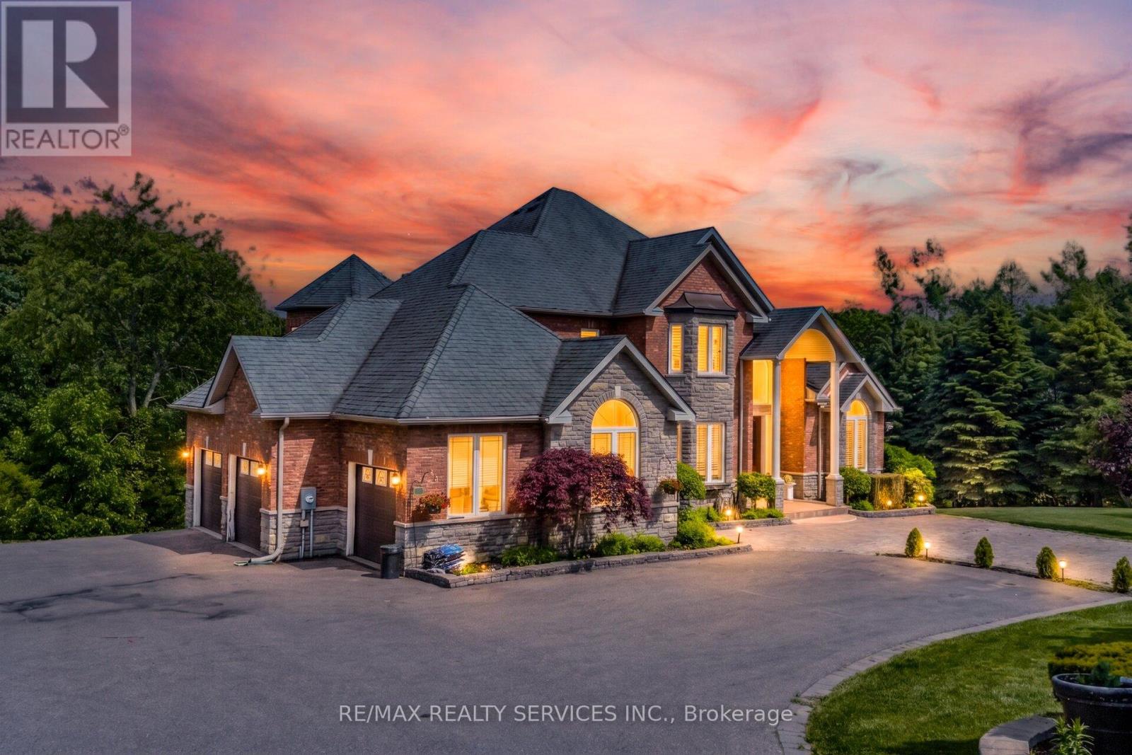 3 VALLEY HILL DRIVE, Caledon, Ontario