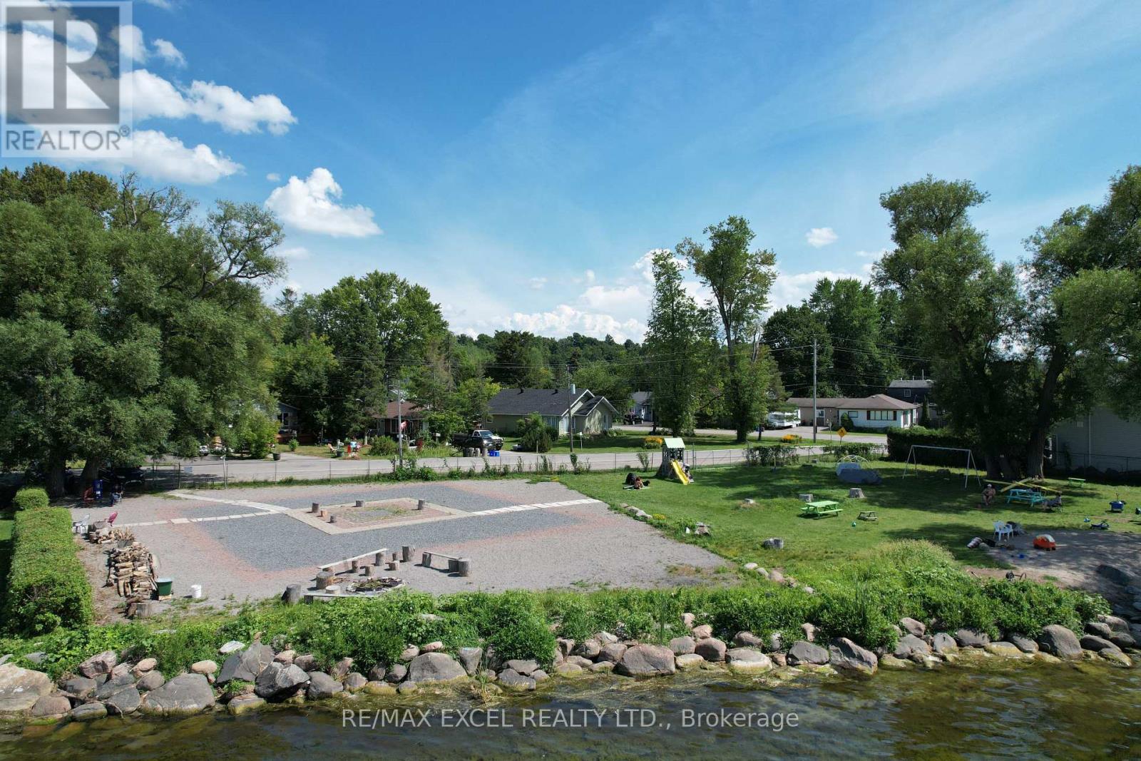 255 Parkway Avenue, Georgina, Ontario  L4P 2W1 - Photo 21 - N13669164