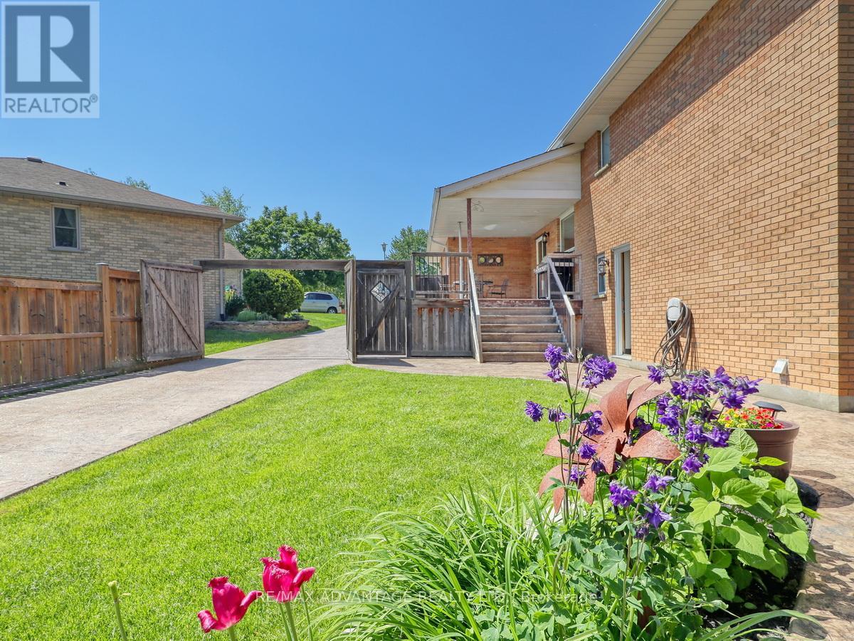 43 Lynngate Grove, London South, Ontario  N6K 3S7 - Photo 38 - X13223500