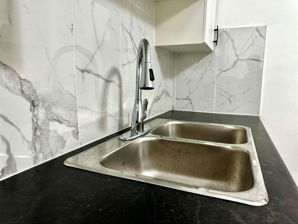 1819 Midmar Avenue, Winnipeg, Manitoba  R2R 0J8 - Photo 10 - 202620542