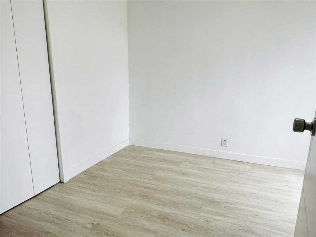 1819 Midmar Avenue, Winnipeg, Manitoba  R2R 0J8 - Photo 16 - 202620542