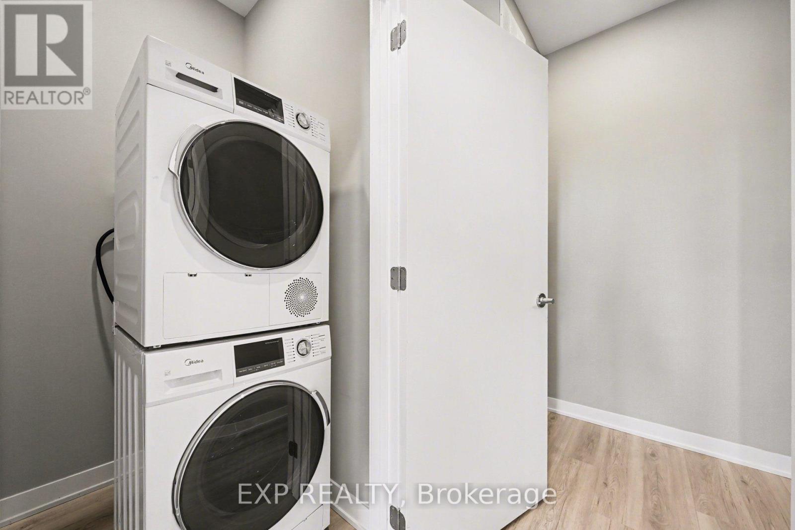 B - 199 Monaco Place, Ottawa, Ontario  K4A 5N7 - Photo 5 - X13680676