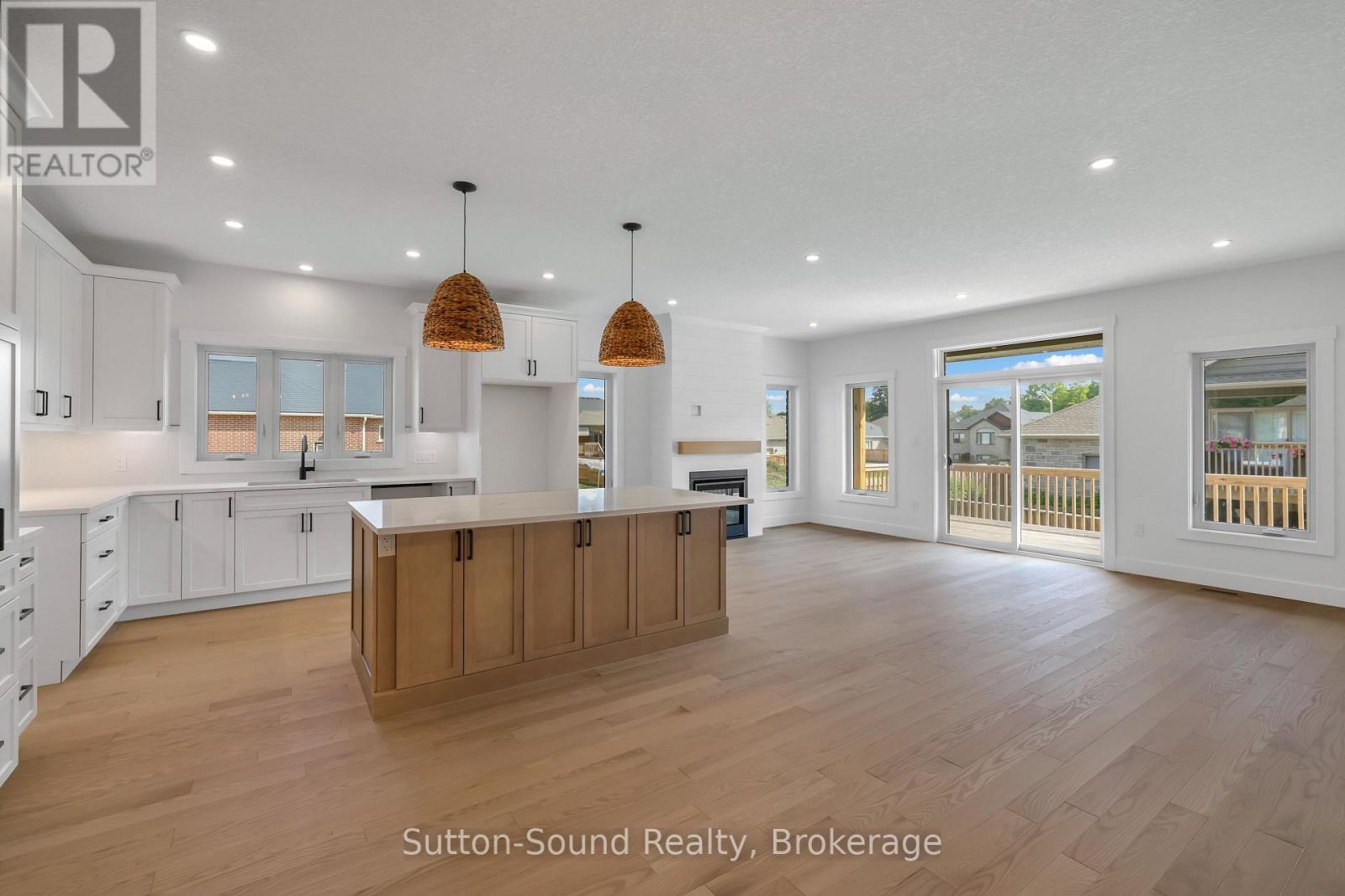 335 6th Avenue W, Owen Sound, Ontario  N4K 0E4 - Photo 12 - X12676016