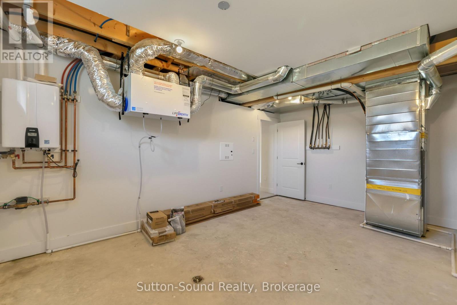 335 6th Avenue W, Owen Sound, Ontario  N4K 0E4 - Photo 31 - X12676016