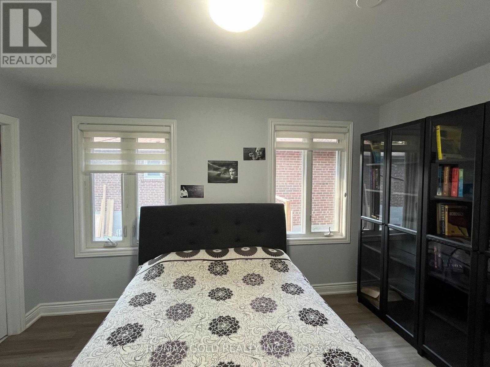 30 Moynes Avenue, Toronto, Ontario M8Y 3B8 - Photo 22 - W13680144