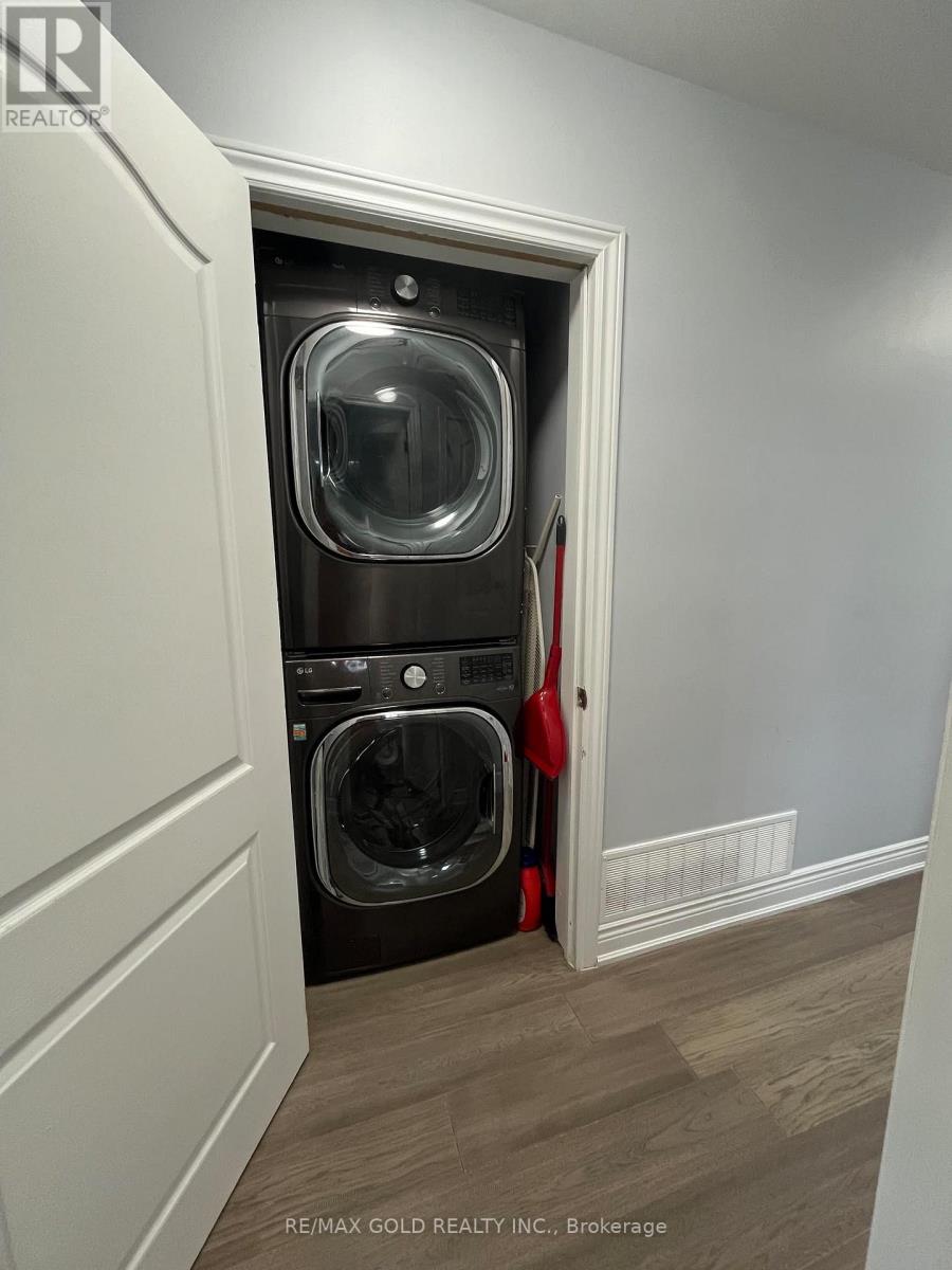30 Moynes Avenue, Toronto, Ontario M8Y 3B8 - Photo 23 - W13680144