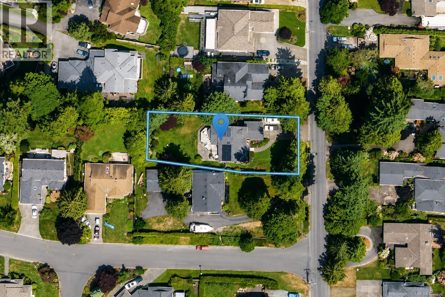 5060 Del Monte Ave, Saanich, British Columbia  V8Y 1W8 - Photo 39 - 1046925