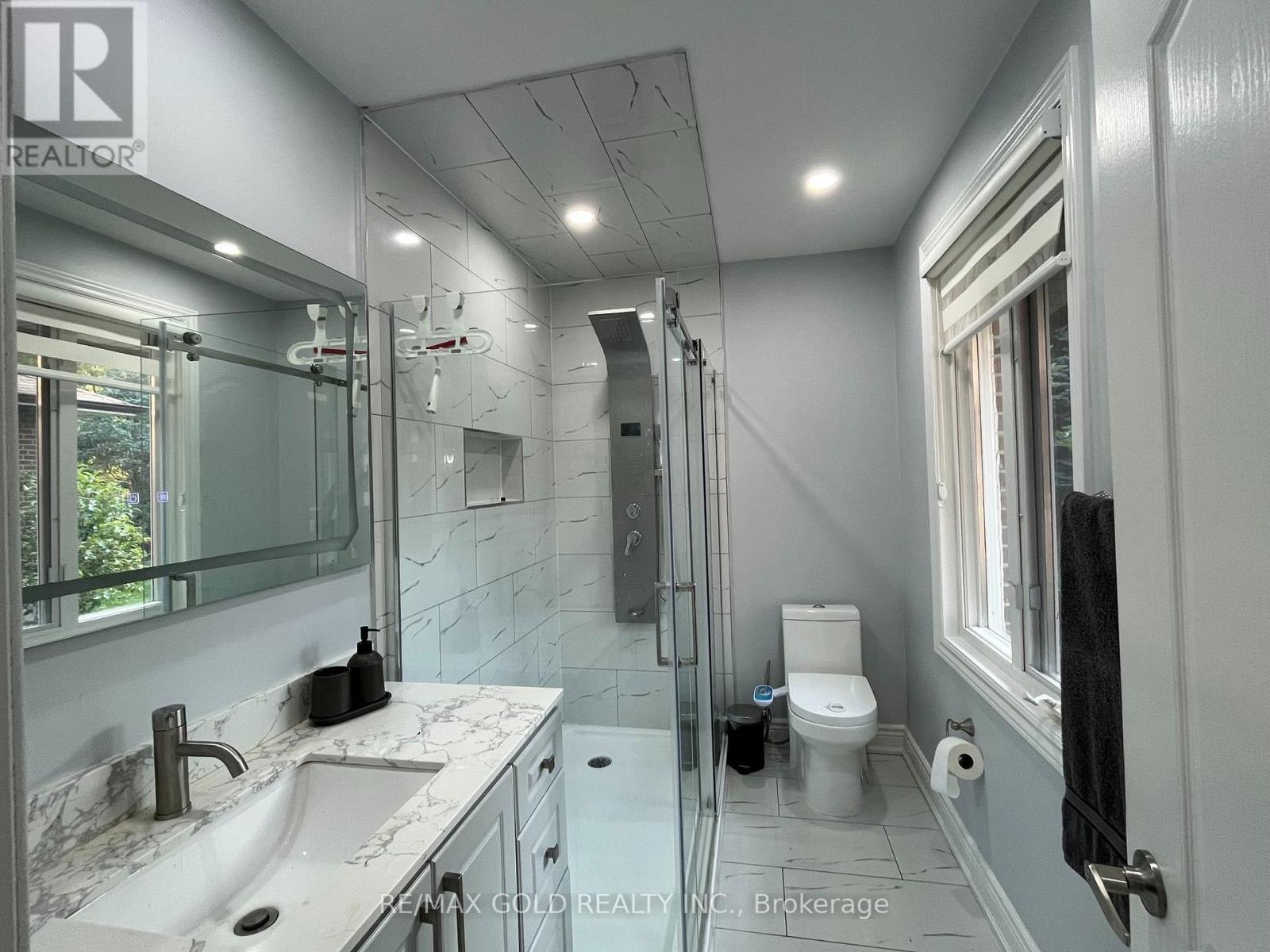 30 Moynes Avenue, Toronto, Ontario M8Y 3B8 - Photo 25 - W13680144