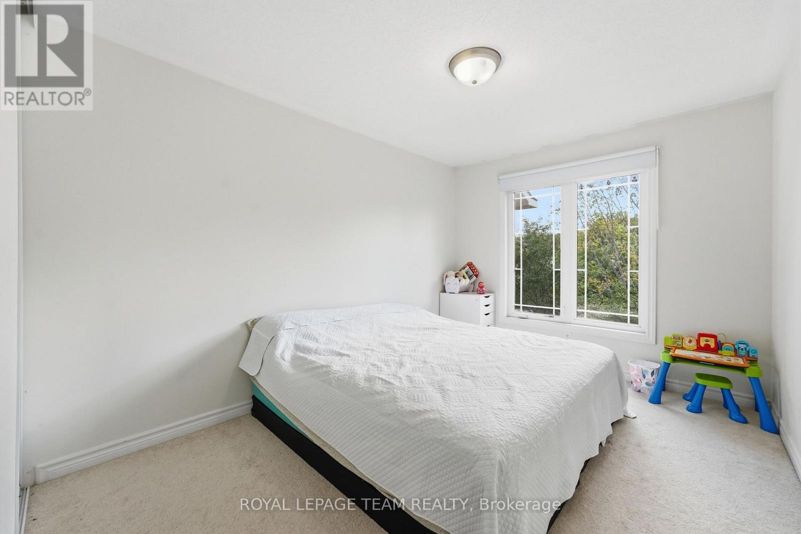 258 Forestbrook Street, Ottawa, Ontario  K2K 0B4 - Photo 25 - X13671846