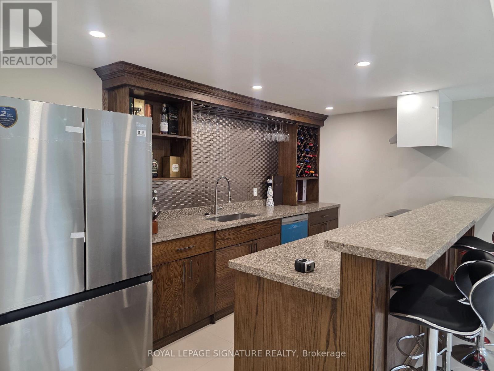 Lower - 12 Terrace Avenue, Toronto, Ontario  M2R 1E9 - Photo 4 - C13680690