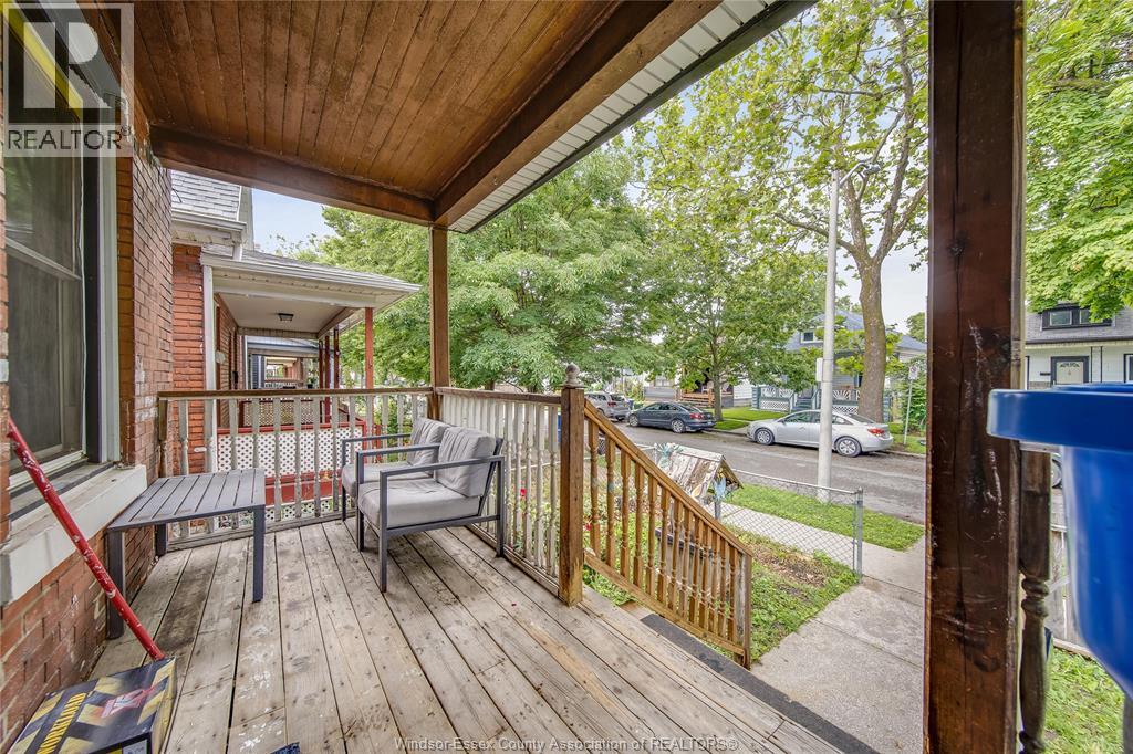 1066 Hickory, Windsor, Ontario  N8Y 3S1 - Photo 4 - 26019609