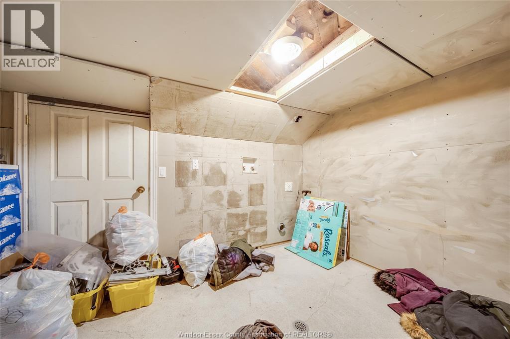 1066 Hickory, Windsor, Ontario  N8Y 3S1 - Photo 11 - 26019609