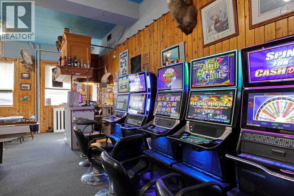 221 Centre Street, Tilley, Alberta  T0J 3K0 - Photo 3 - A2157445