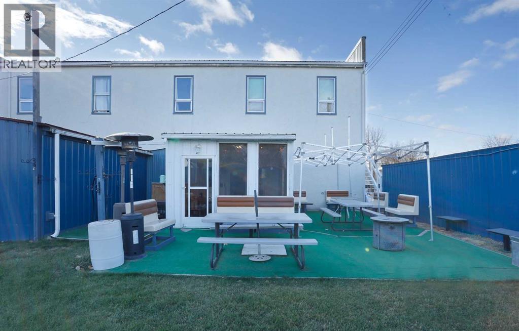 221 Centre Street, Tilley, Alberta  T0J 3K0 - Photo 17 - A2157445