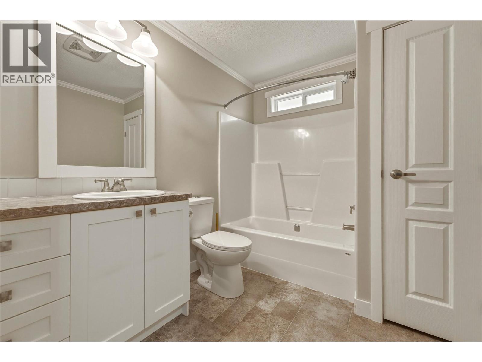 518 Willow Street, Fauquier, British Columbia  V0G 1K0 - Photo 39 - 10397571