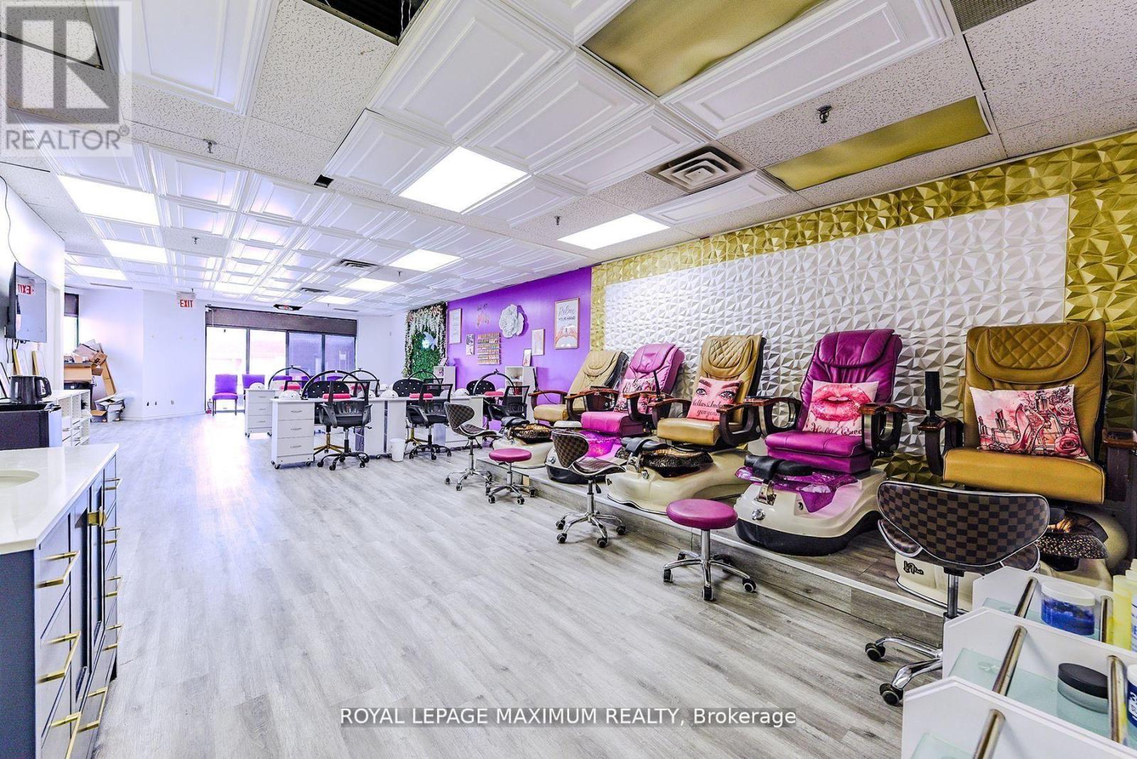 C10 - 4220 Steeles Avenue W, Vaughan, Ontario  L4L 3S8 - Photo 11 - N13680664