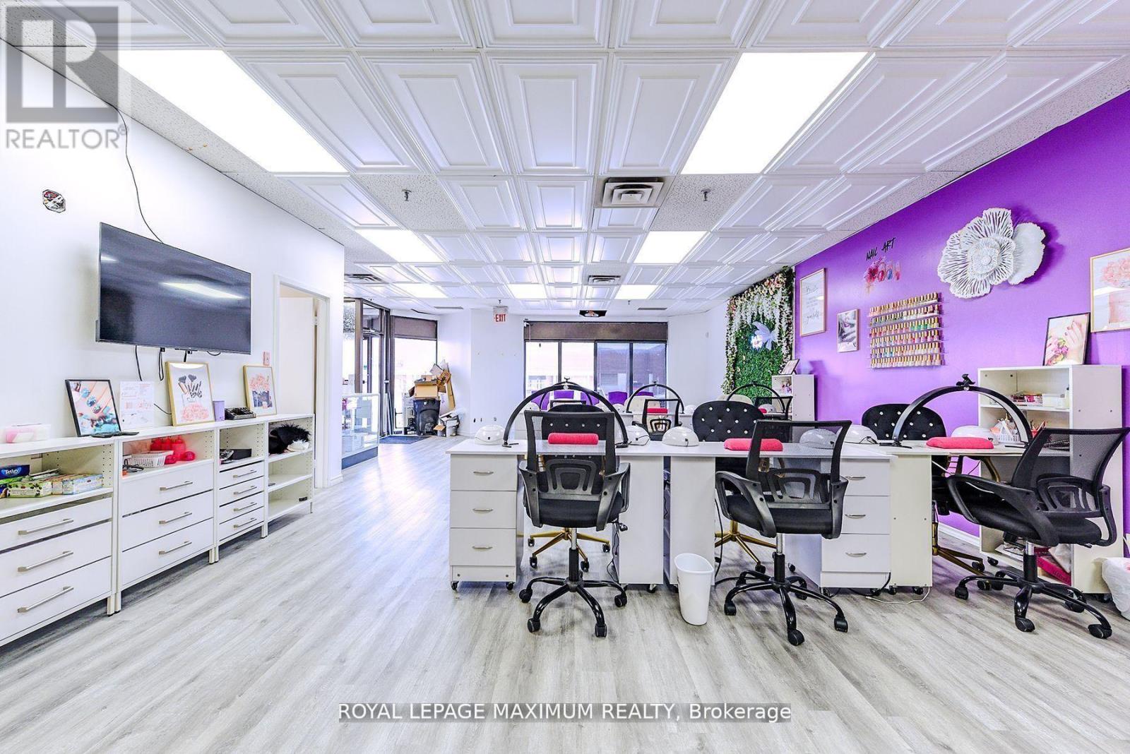 C10 - 4220 Steeles Avenue W, Vaughan, Ontario  L4L 3S8 - Photo 13 - N13680664