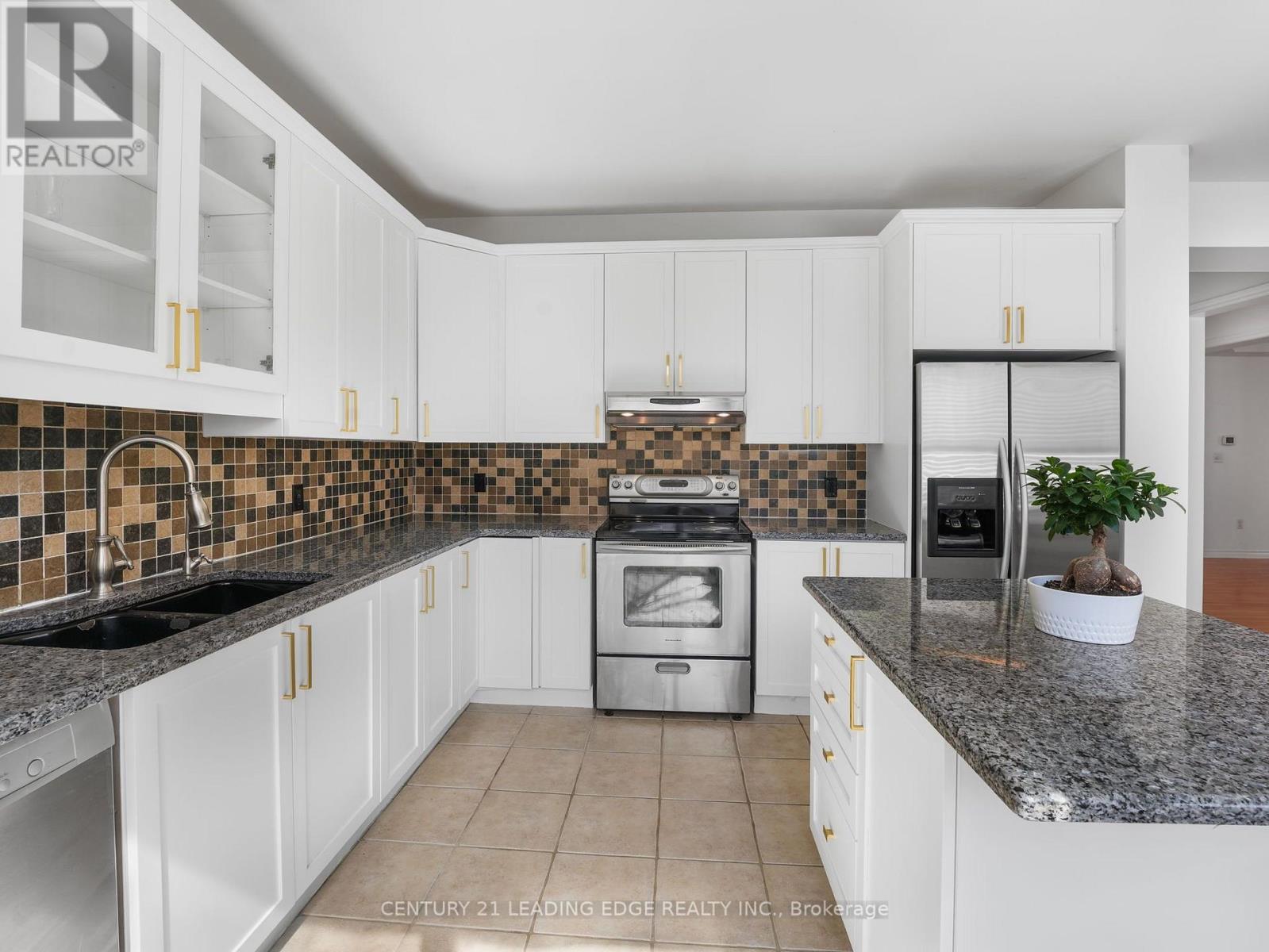 50 Storybook Crescent, Markham, Ontario  L6E 2B8 - Photo 15 - N13679676