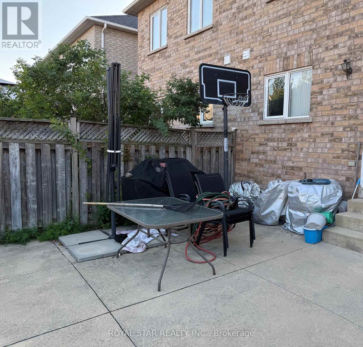 50 Dewridge Court, Brampton, Ontario  L6R 3C1 - Photo 34 - W13529438