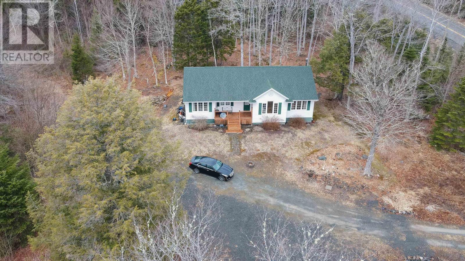 688 East Uniacke Road, Mount Uniacke, Nova Scotia  B0N 1Z0 - Photo 4 - 202606342