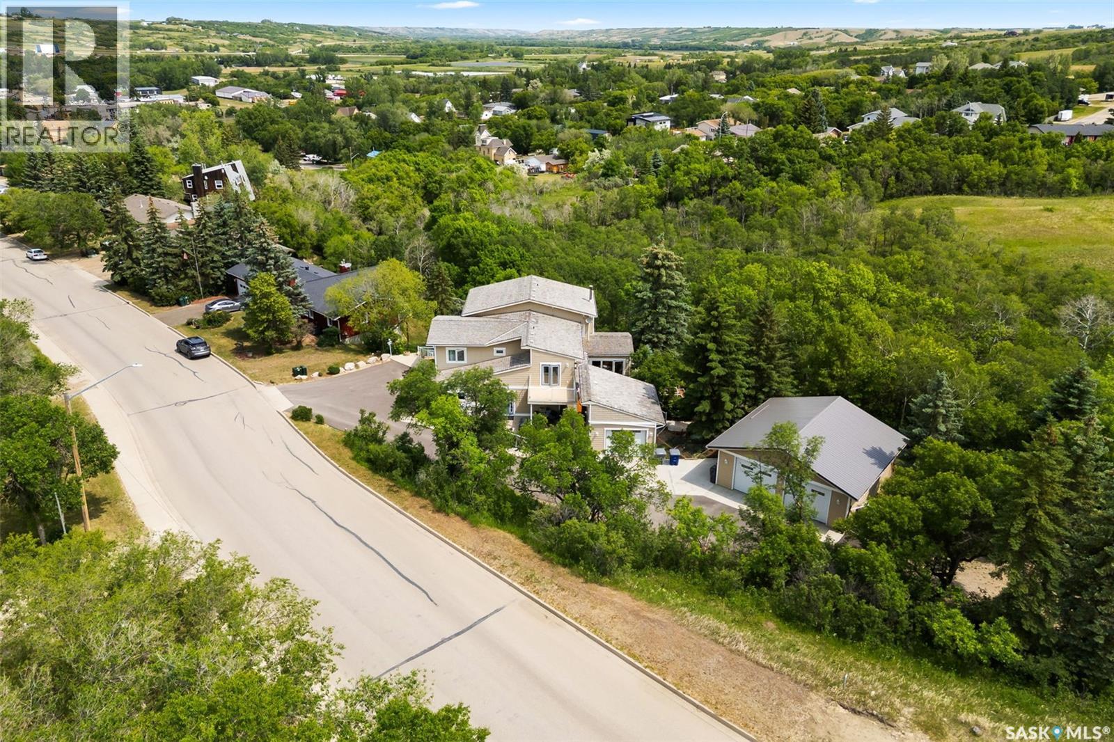 475 James Street S, Lumsden, Saskatchewan  S0G 3C0 - Photo 1 - SK034818