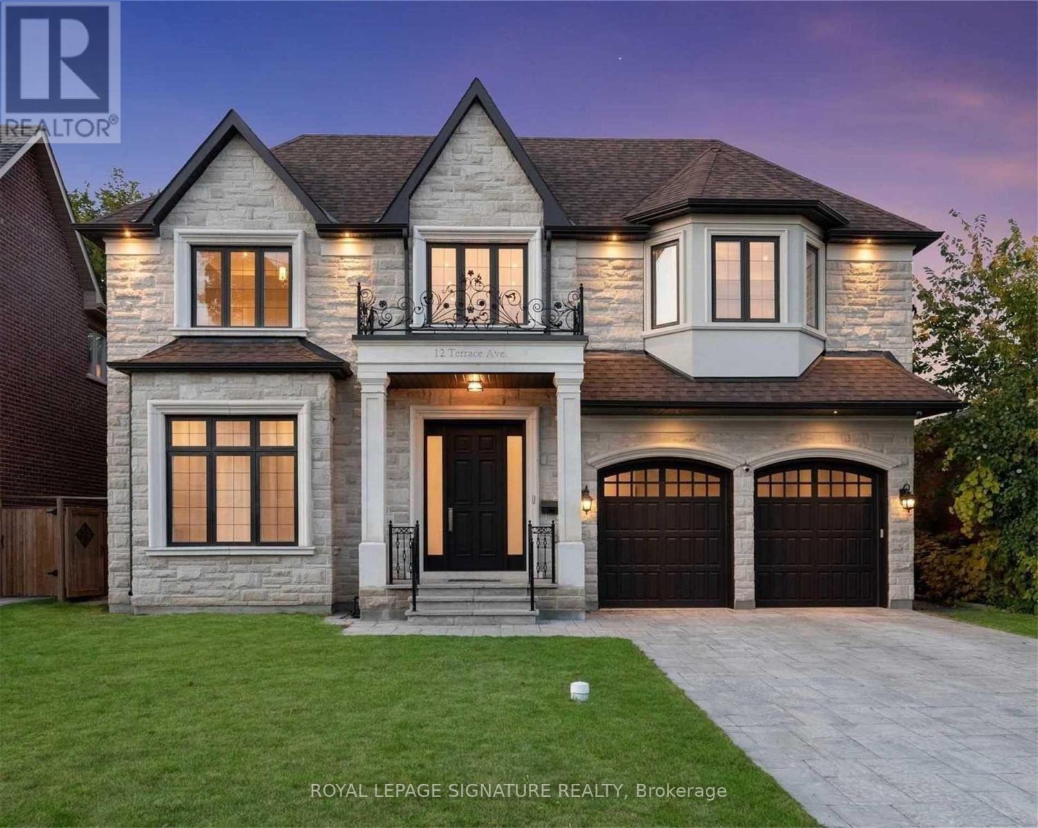 LOWER - 12 TERRACE AVENUE, Toronto, Ontario