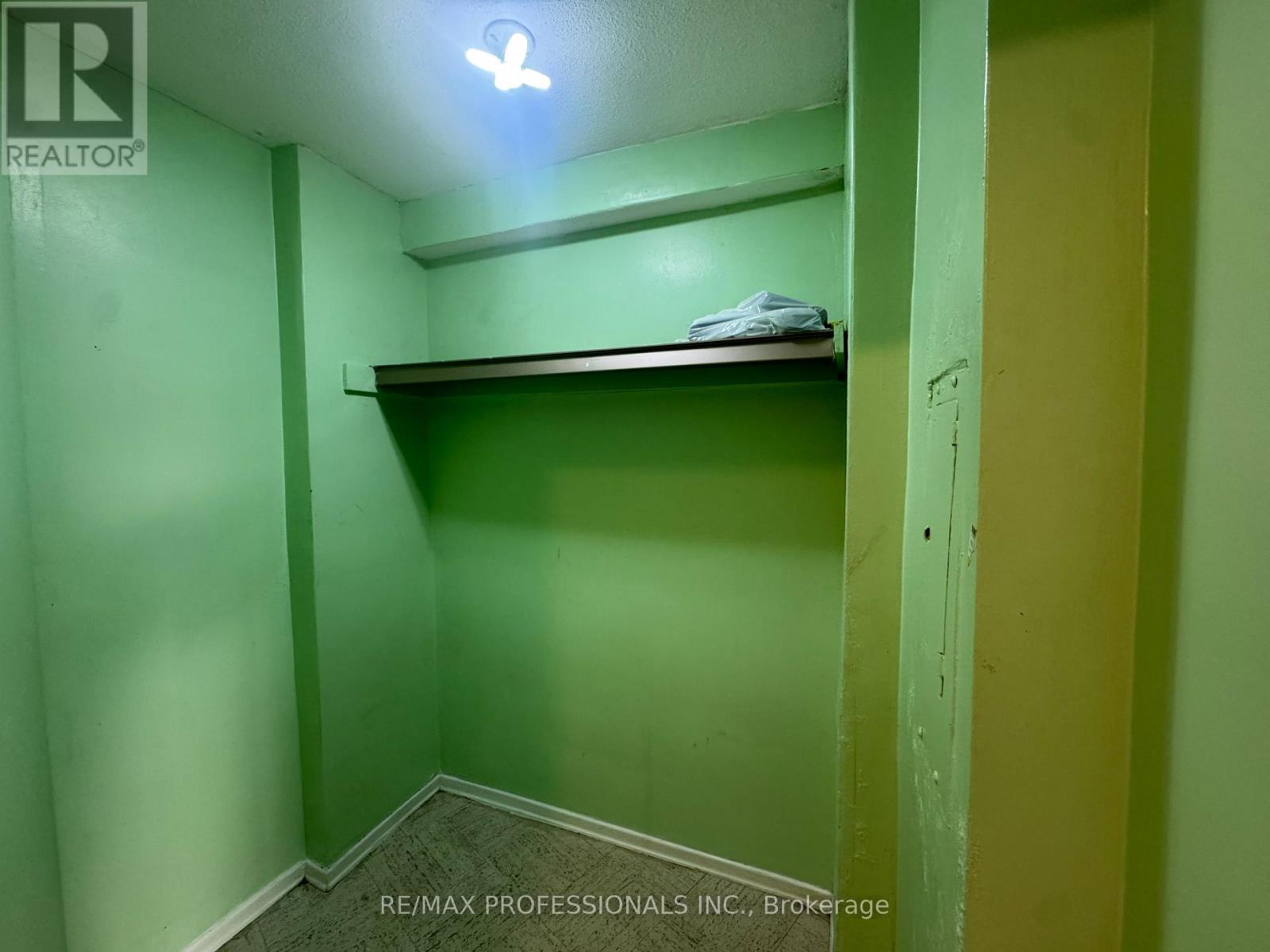 602 - 11 Wincott Drive, Toronto, Ontario  M9R 2R9 - Photo 23 - W13428182