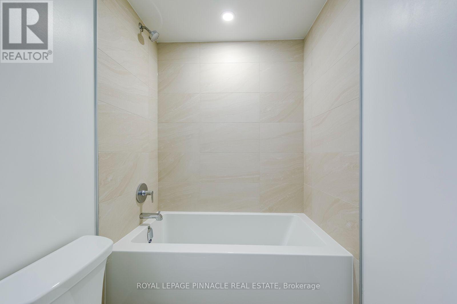 1504 - 4015 The Exchange Road, Mississauga, Ontario  L5B 0N9 - Photo 32 - W13664254
