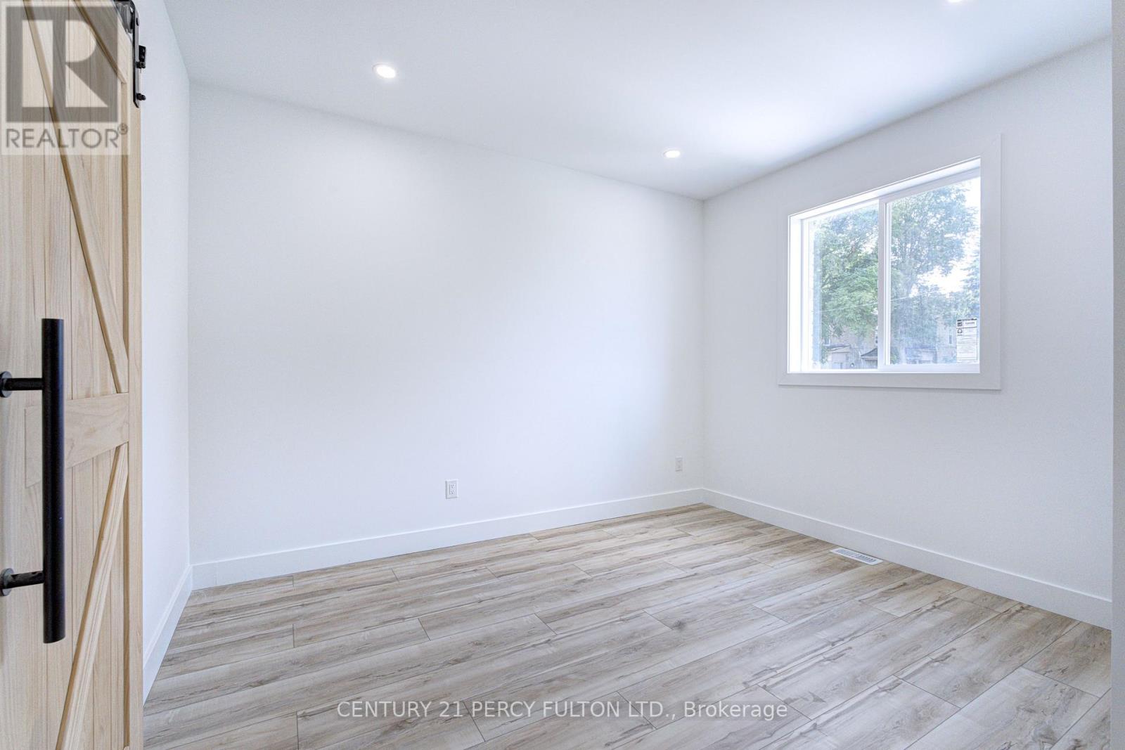 15 Bechtel Street, Cambridge, Ontario  N3C 1Z7 - Photo 27 - X13680258