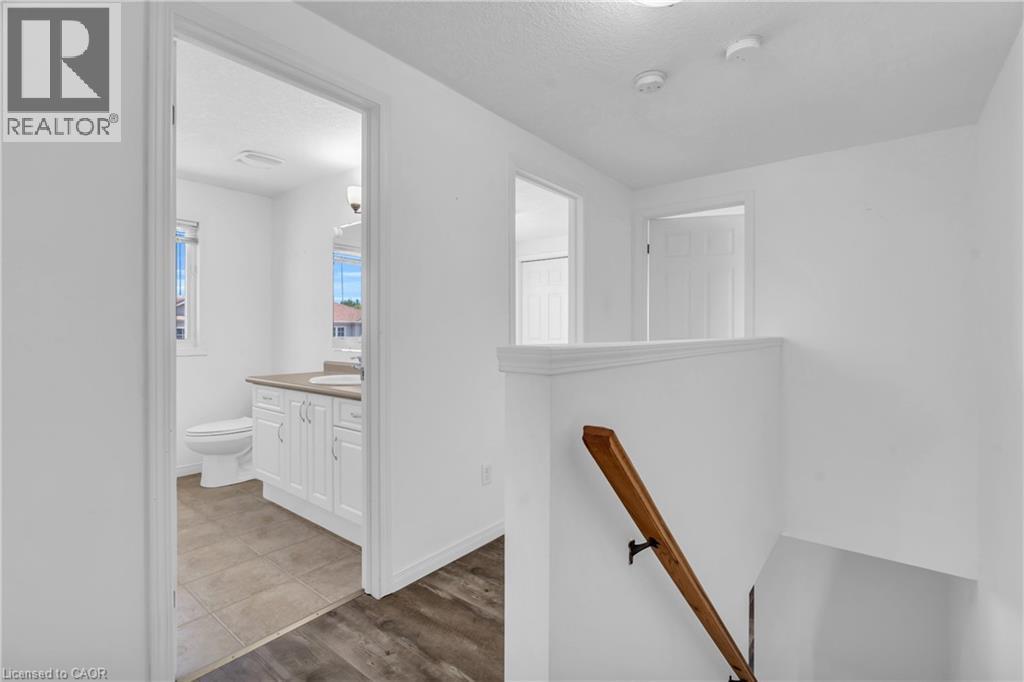 50 Howe Drive Unit# 19b, Kitchener, Ontario  N2E 0A2 - Photo 15 - 40853350