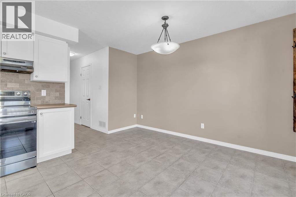 50 Howe Drive Unit# 19b, Kitchener, Ontario  N2E 0A2 - Photo 13 - 40853350