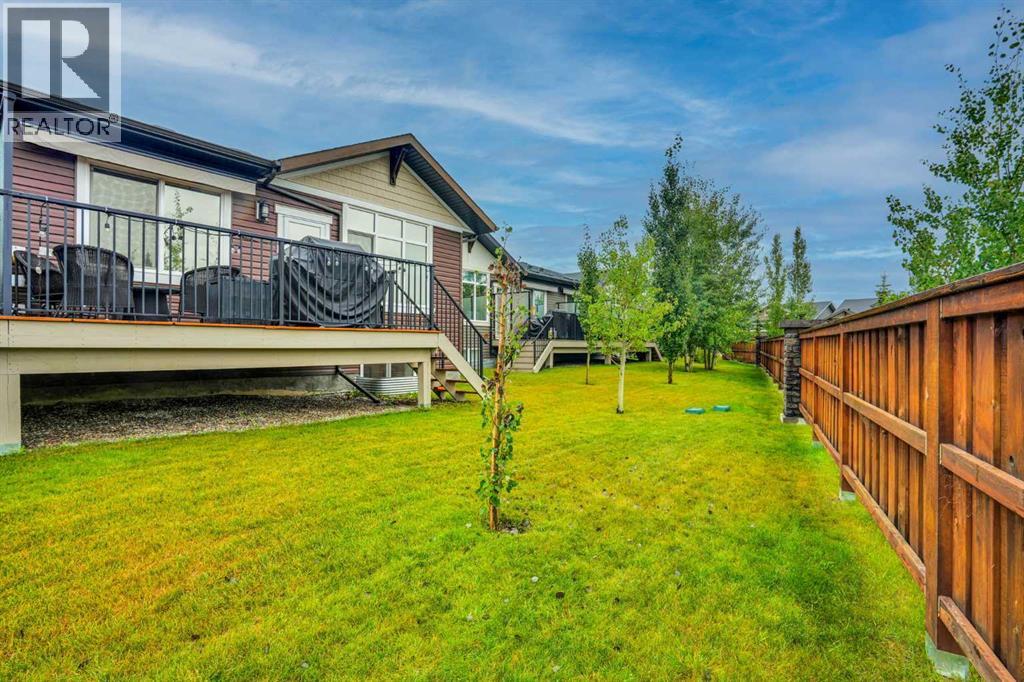 124, 55 Fireside Circle, Cochrane, Alberta  T4C 2P5 - Photo 35 - A2337270