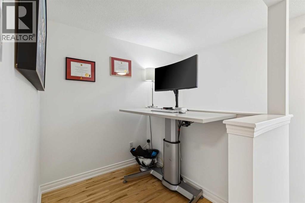 4412 Amiens Road SW, Calgary, Alberta  T2T 6A7 - Photo 15 - A2307228