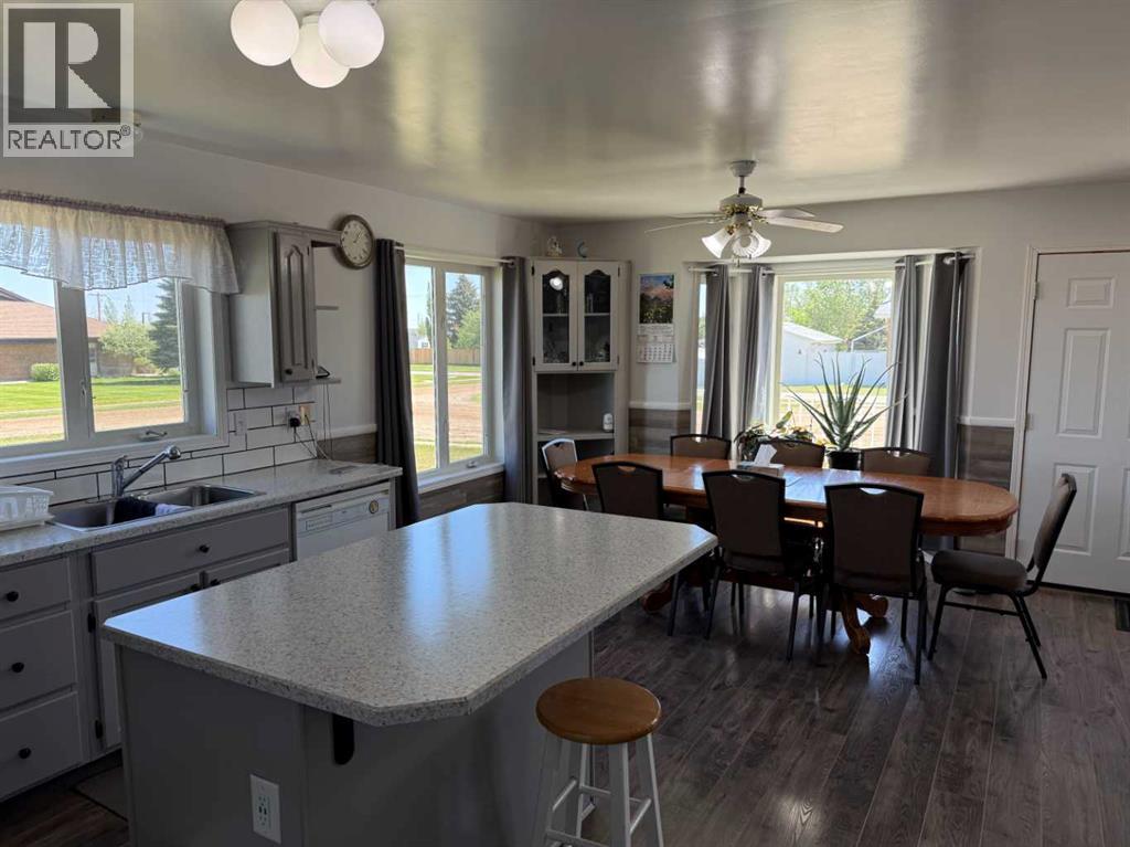 325 2 Avenue N, Champion, Alberta  T0L 0R0 - Photo 7 - A2316773