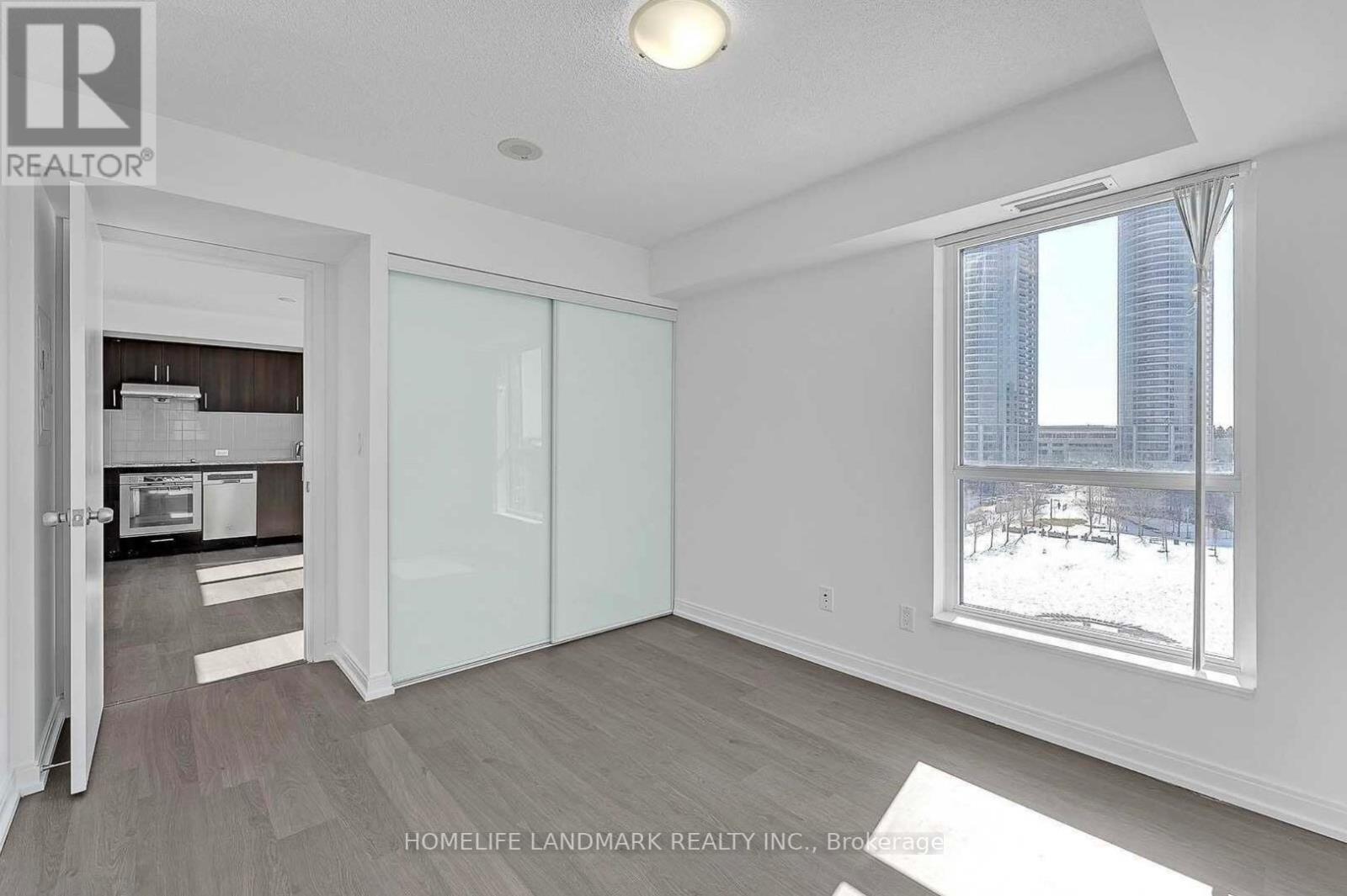 503 - 255 Village Green Square, Toronto, Ontario  M1S 0L7 - Photo 6 - E13680780