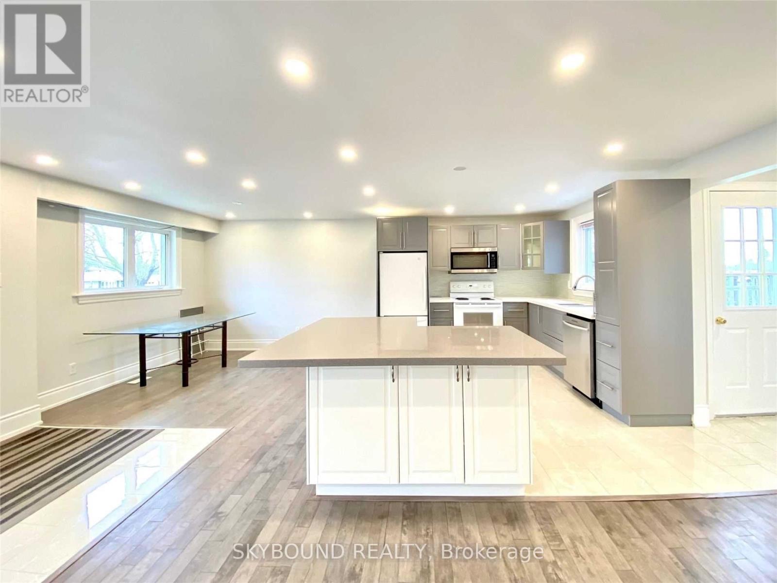 165 Orchard Heights Boulevard, Aurora, Ontario  L4G 3A3 - Photo 12 - N13680754