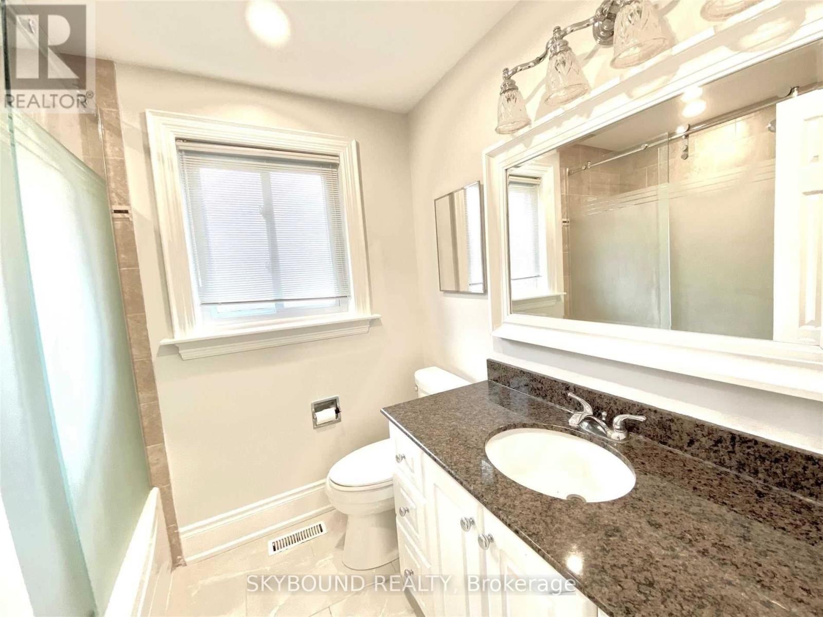 165 Orchard Heights Boulevard, Aurora, Ontario  L4G 3A3 - Photo 15 - N13680754