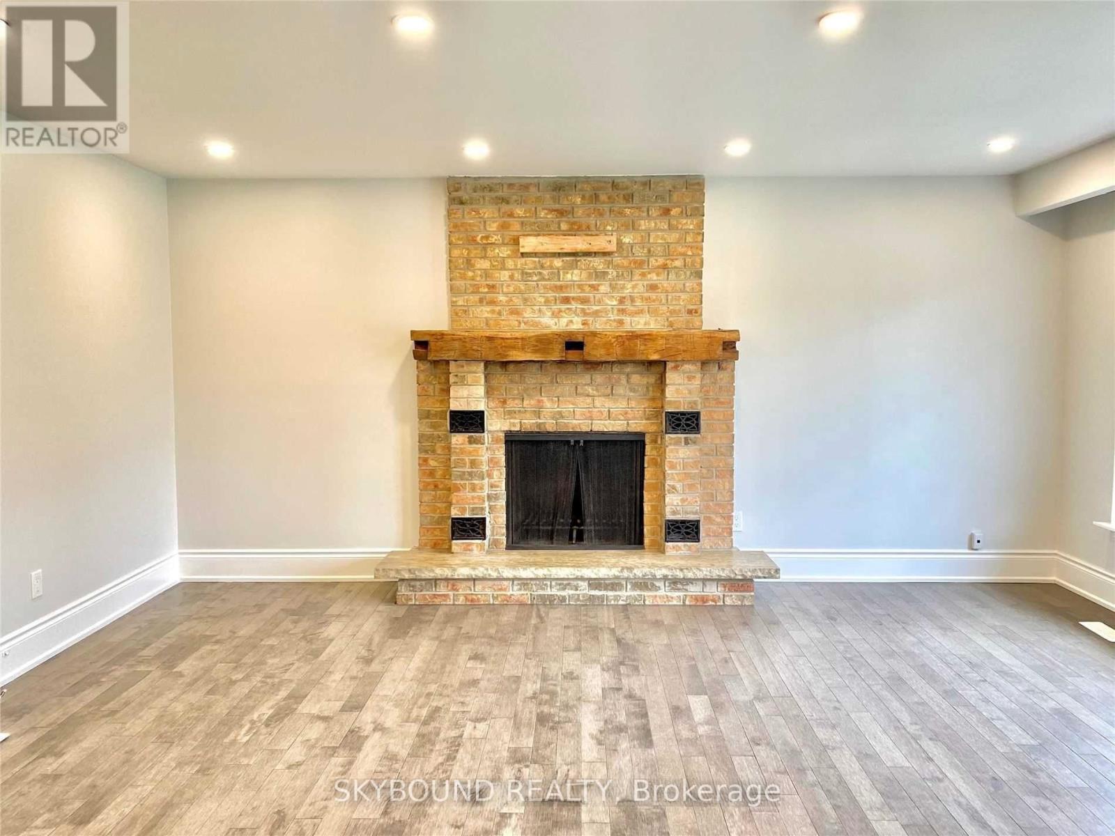 165 Orchard Heights Boulevard, Aurora, Ontario  L4G 3A3 - Photo 4 - N13680754