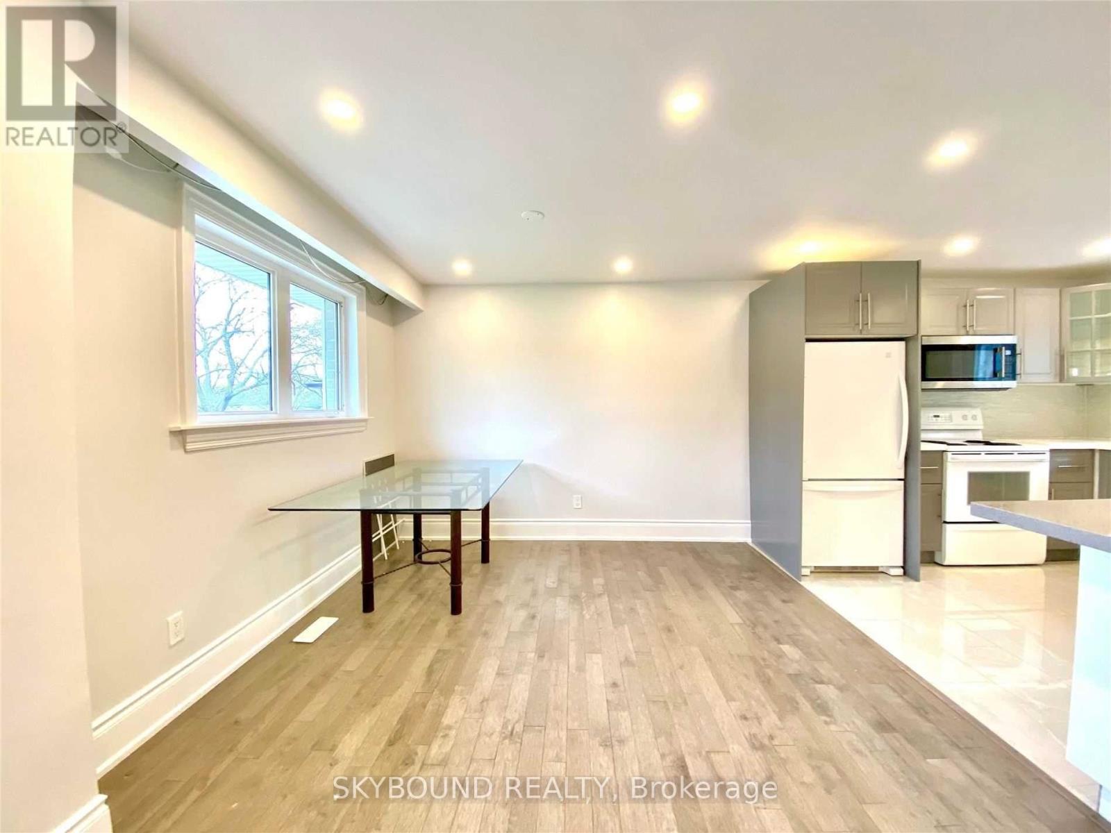 165 Orchard Heights Boulevard, Aurora, Ontario  L4G 3A3 - Photo 7 - N13680754