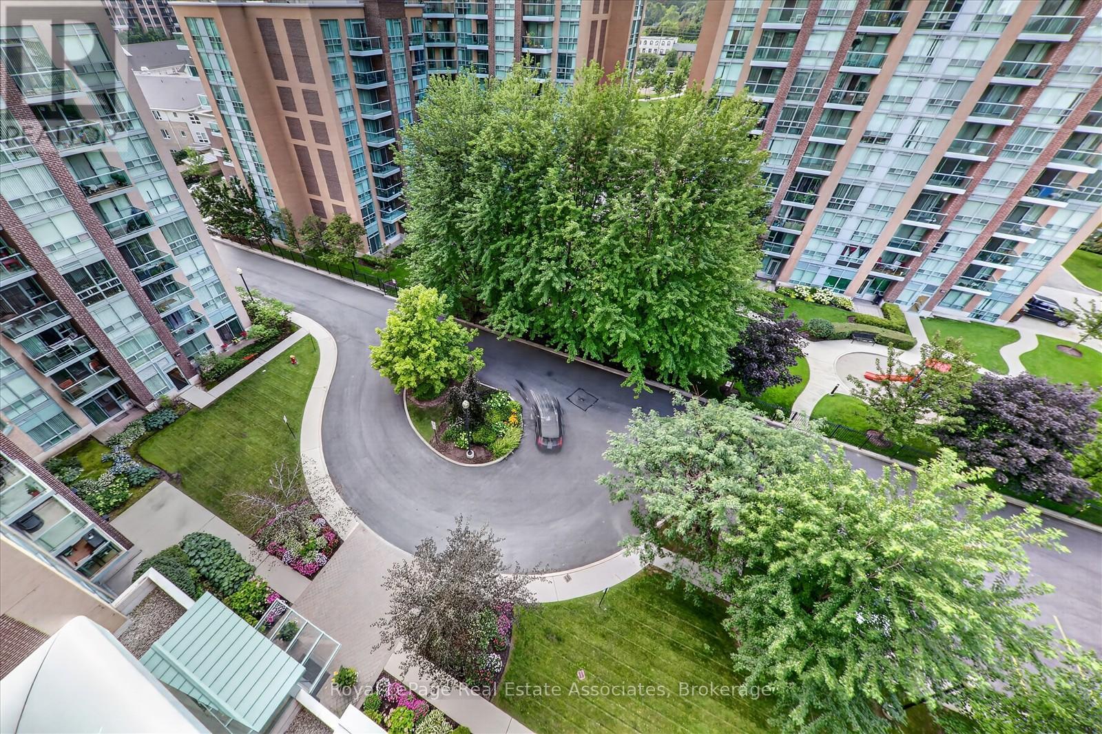 908 - 7 Michael Power Place, Toronto, Ontario  M9A 0A4 - Photo 10 - W13680726