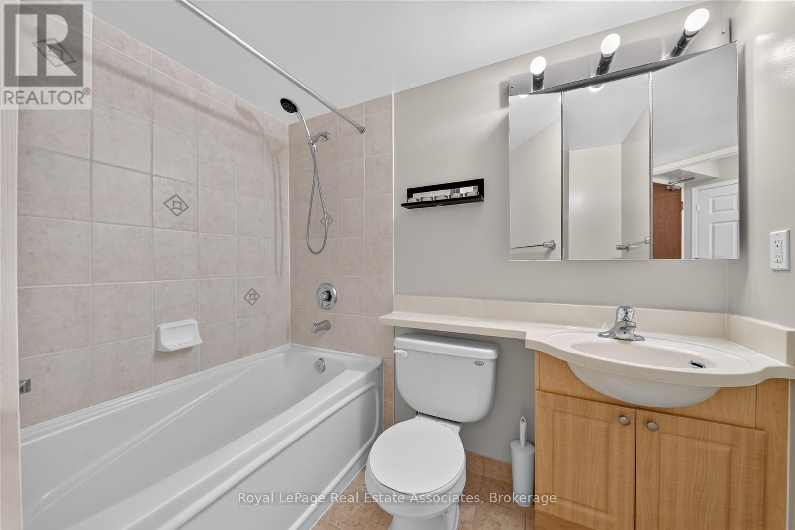 908 - 7 Michael Power Place, Toronto, Ontario  M9A 0A4 - Photo 20 - W13680726
