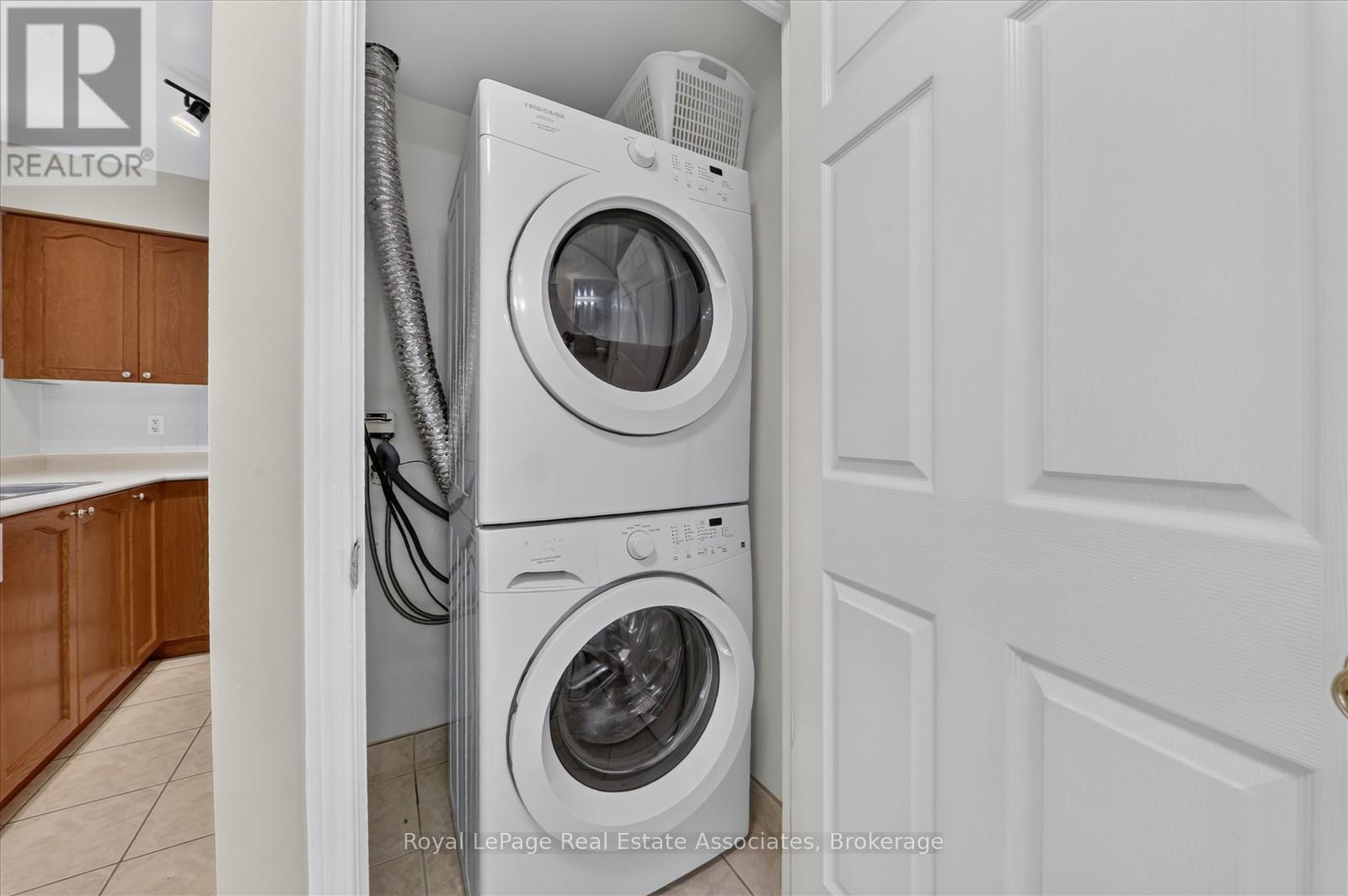 908 - 7 Michael Power Place, Toronto, Ontario  M9A 0A4 - Photo 21 - W13680726