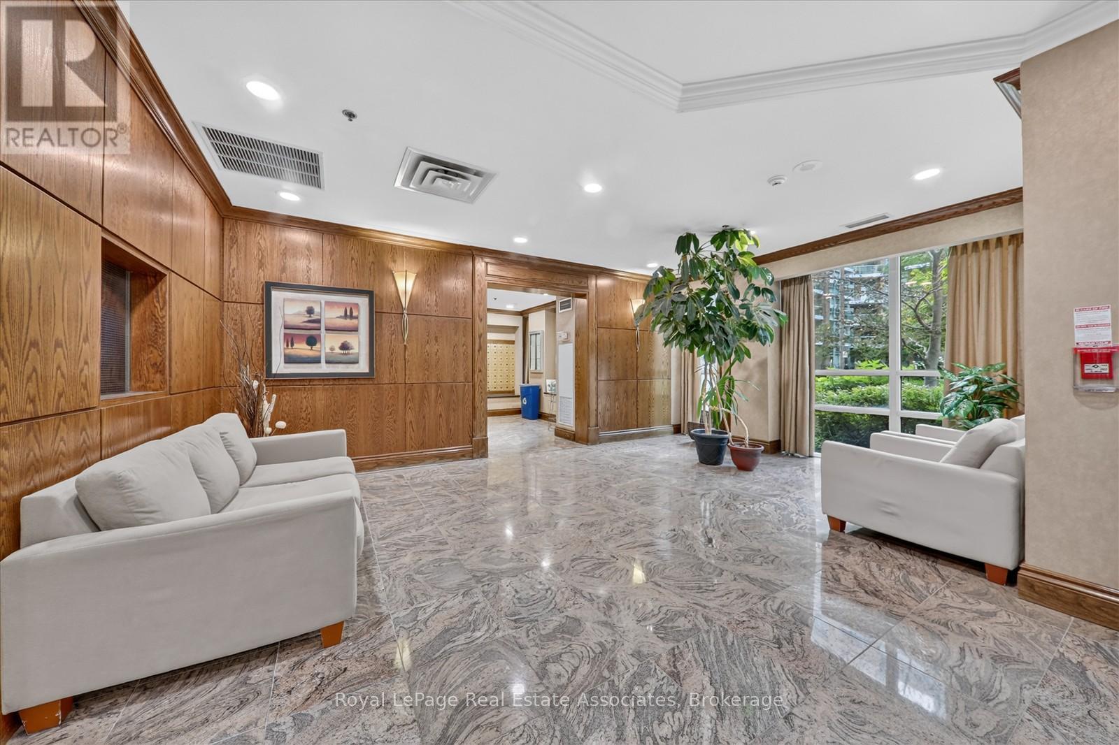908 - 7 Michael Power Place, Toronto, Ontario  M9A 0A4 - Photo 34 - W13680726