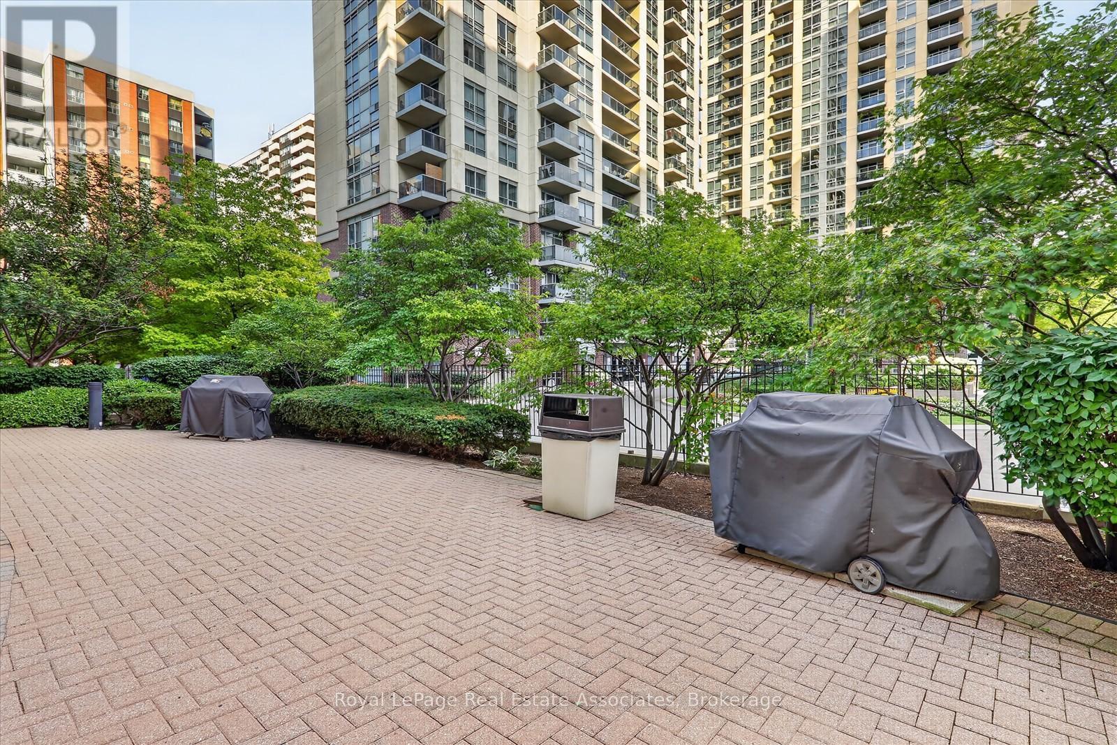 908 - 7 Michael Power Place, Toronto, Ontario  M9A 0A4 - Photo 35 - W13680726
