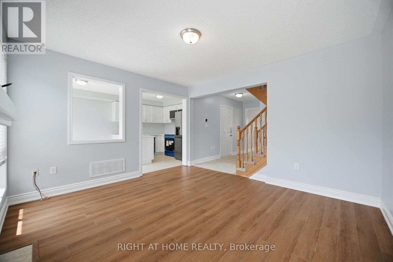 1064 Wickson Way, Milton, Ontario  L9T 6Y4 - Photo 12 - W13680742