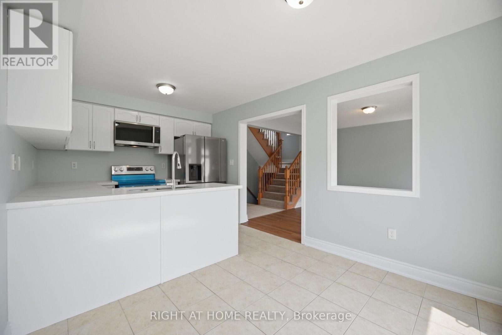 1064 Wickson Way, Milton, Ontario  L9T 6Y4 - Photo 22 - W13680742