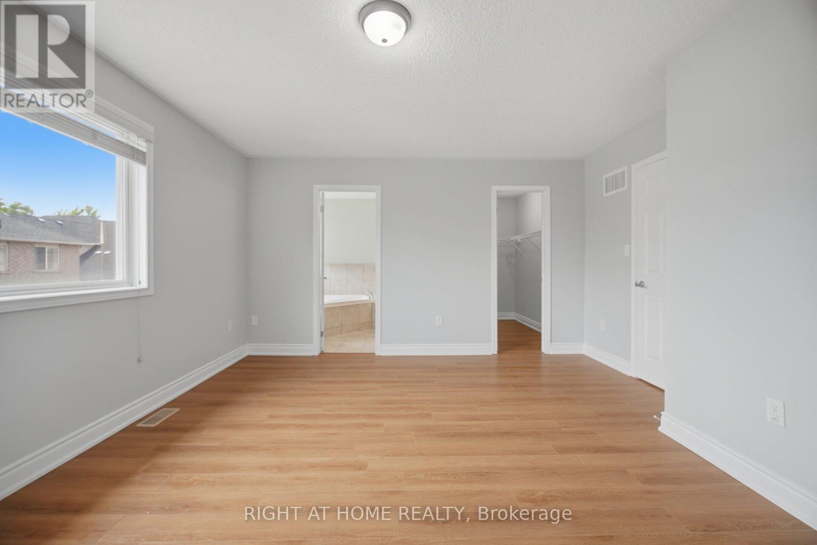 1064 Wickson Way, Milton, Ontario  L9T 6Y4 - Photo 27 - W13680742