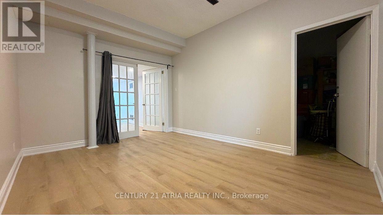 Rear Ground Flr - 65 Newlin Crescent, Toronto, Ontario  M3L 1X5 - Photo 10 - W13680748