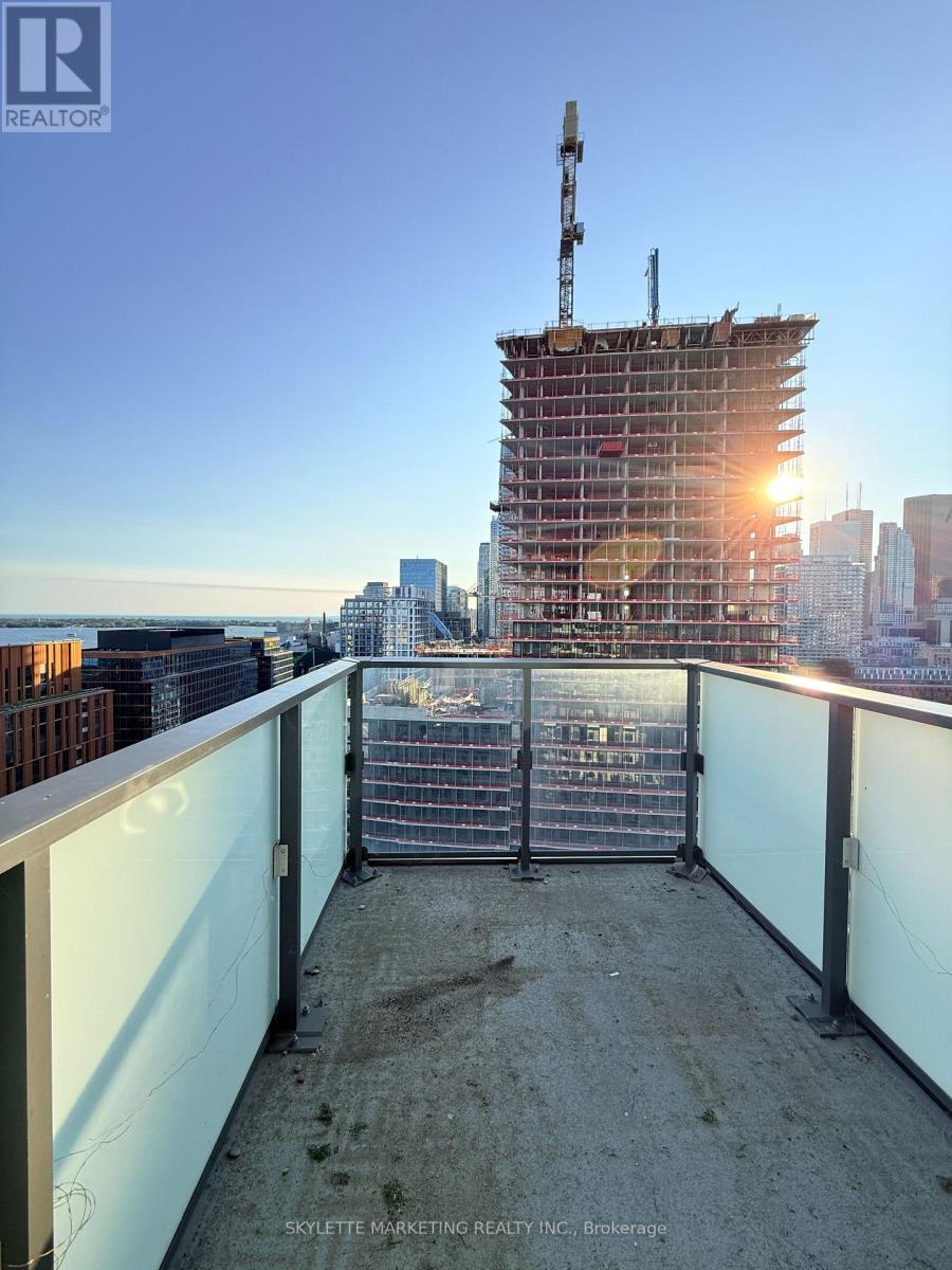 1810 - 16 Bonnycastle Street, Toronto, Ontario  M5A 0C8 - Photo 11 - C13528670